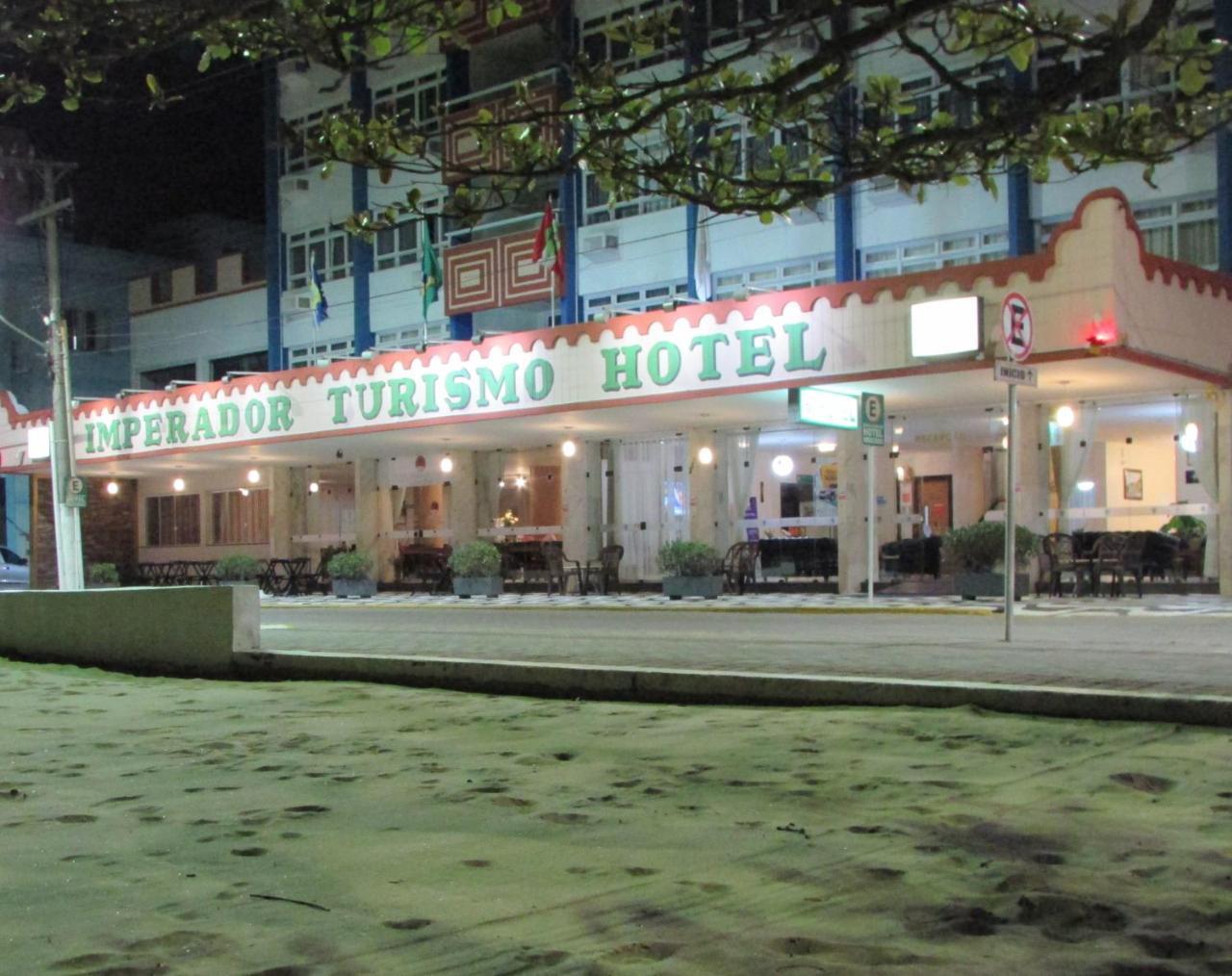 Imperador Turismo Hotel Пісаррас Екстер'єр фото